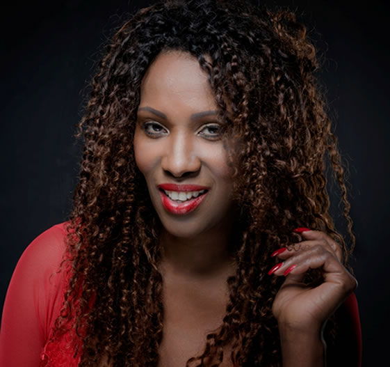 Cecilia Gayle - Biografia